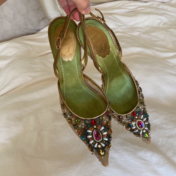 RARE RENÉ CAOVILLA Crystal Embellishments Slingback Pumps - Picture 6 of 9